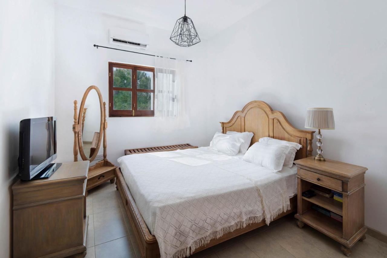 Meleni Cottage Houses Parekklisia Exterior photo