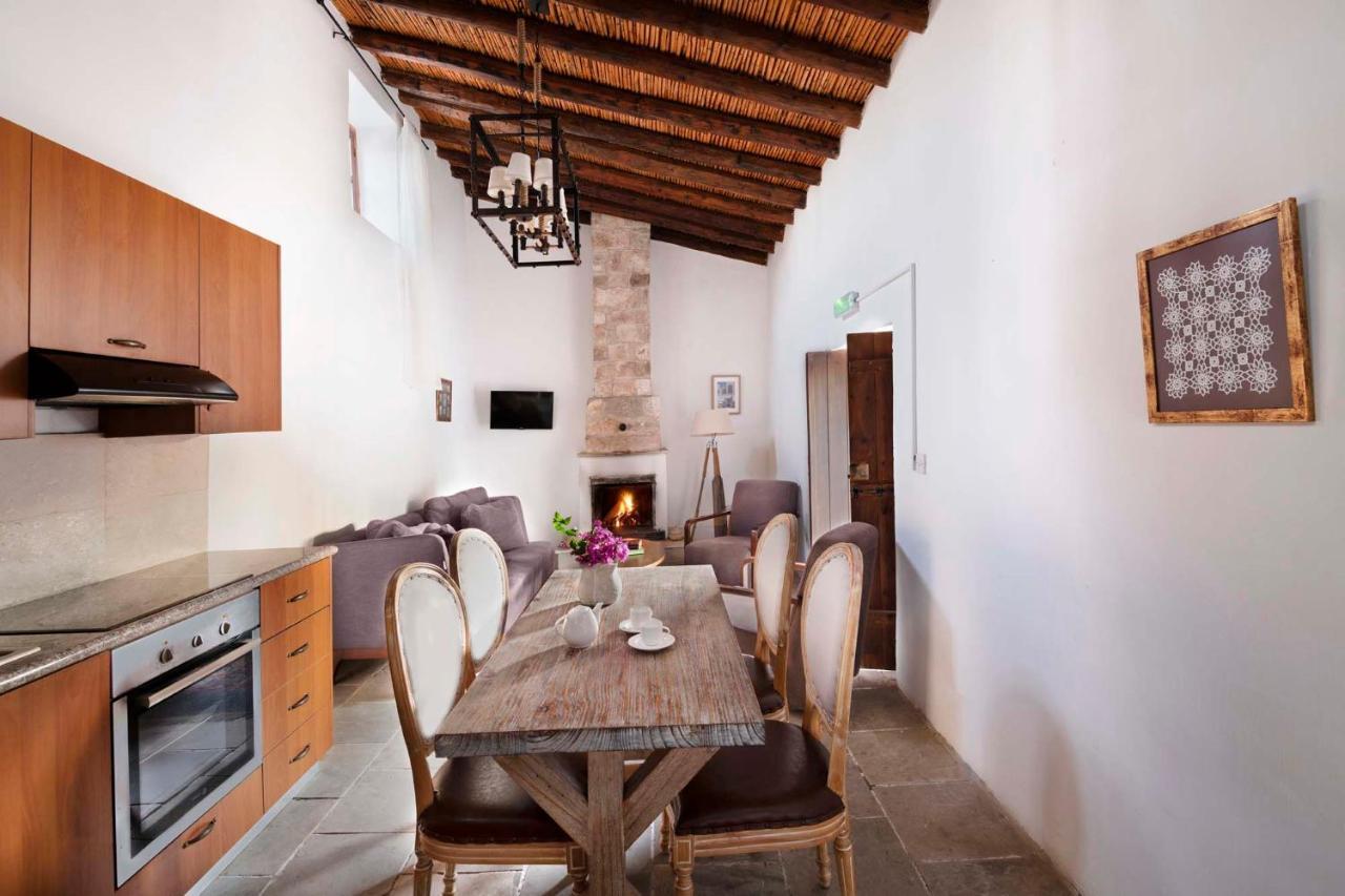 Meleni Cottage Houses Parekklisia Exterior photo