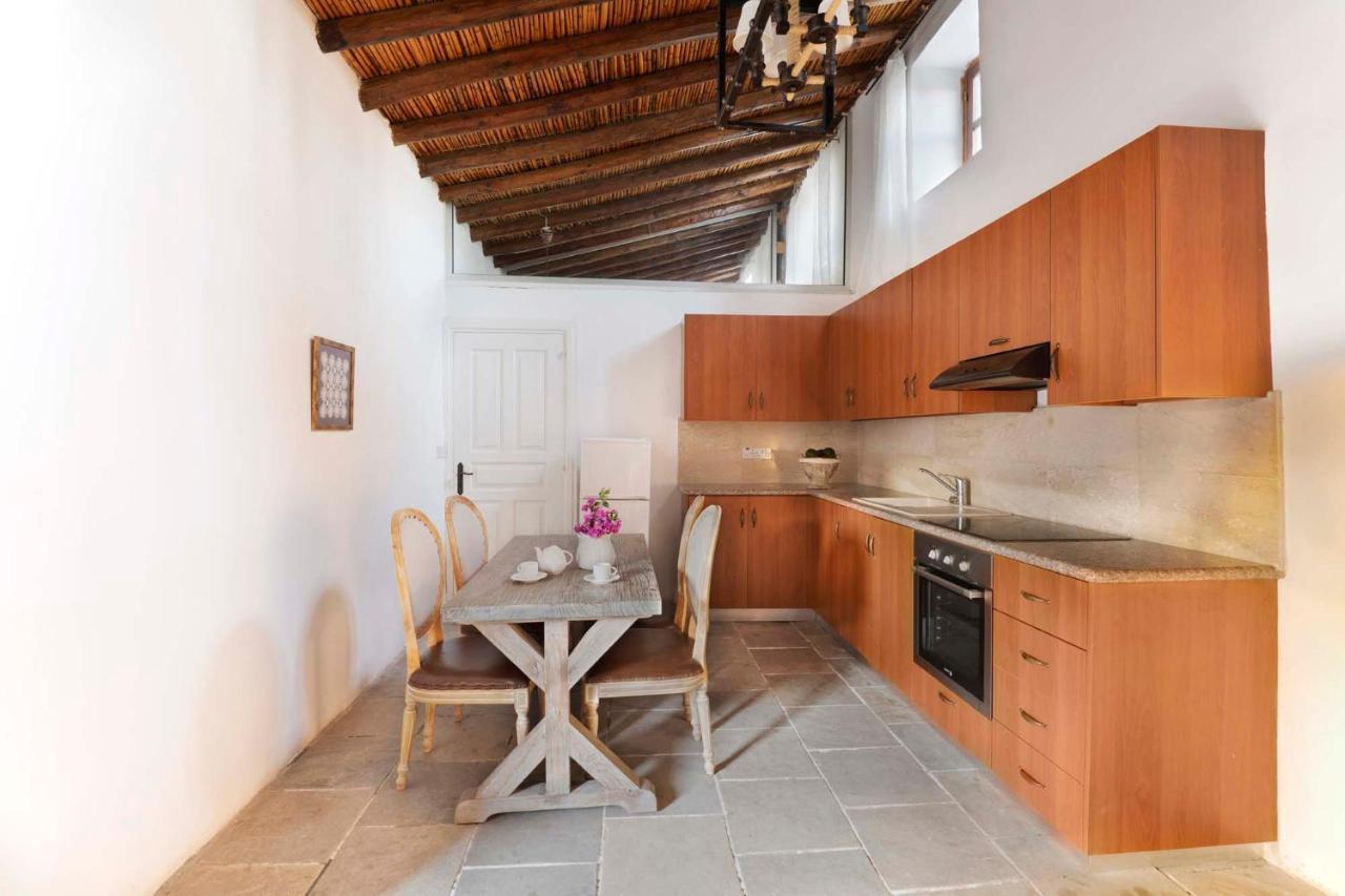 Meleni Cottage Houses Parekklisia Exterior photo